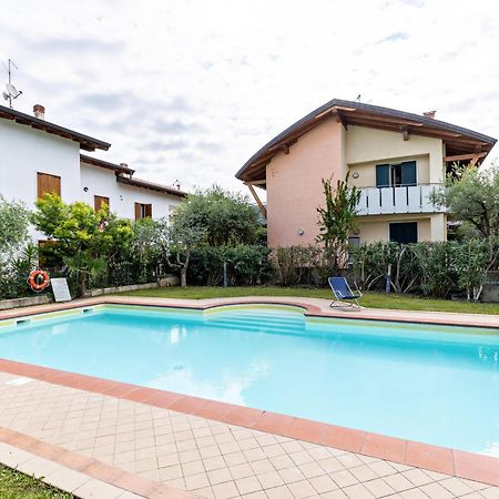 Bluemoon -Luminoso Apt Con Piscina Lazise Exterior foto